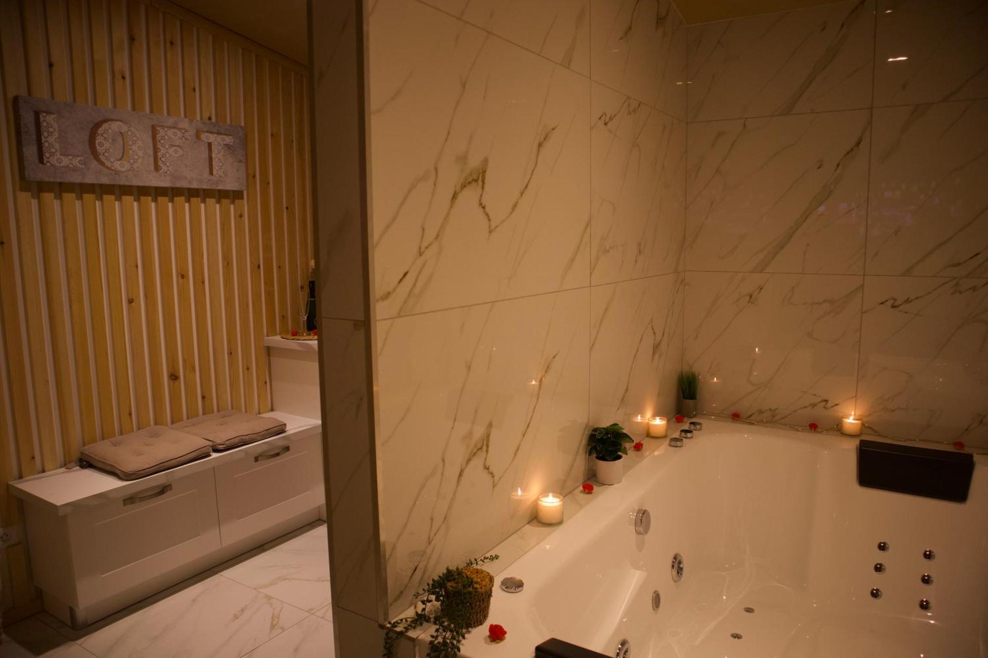 Appartement - Parking Prive Gratuit, Proche Centre-Ville Et Gare De Saint-Omer Сент Омер Екстериор снимка