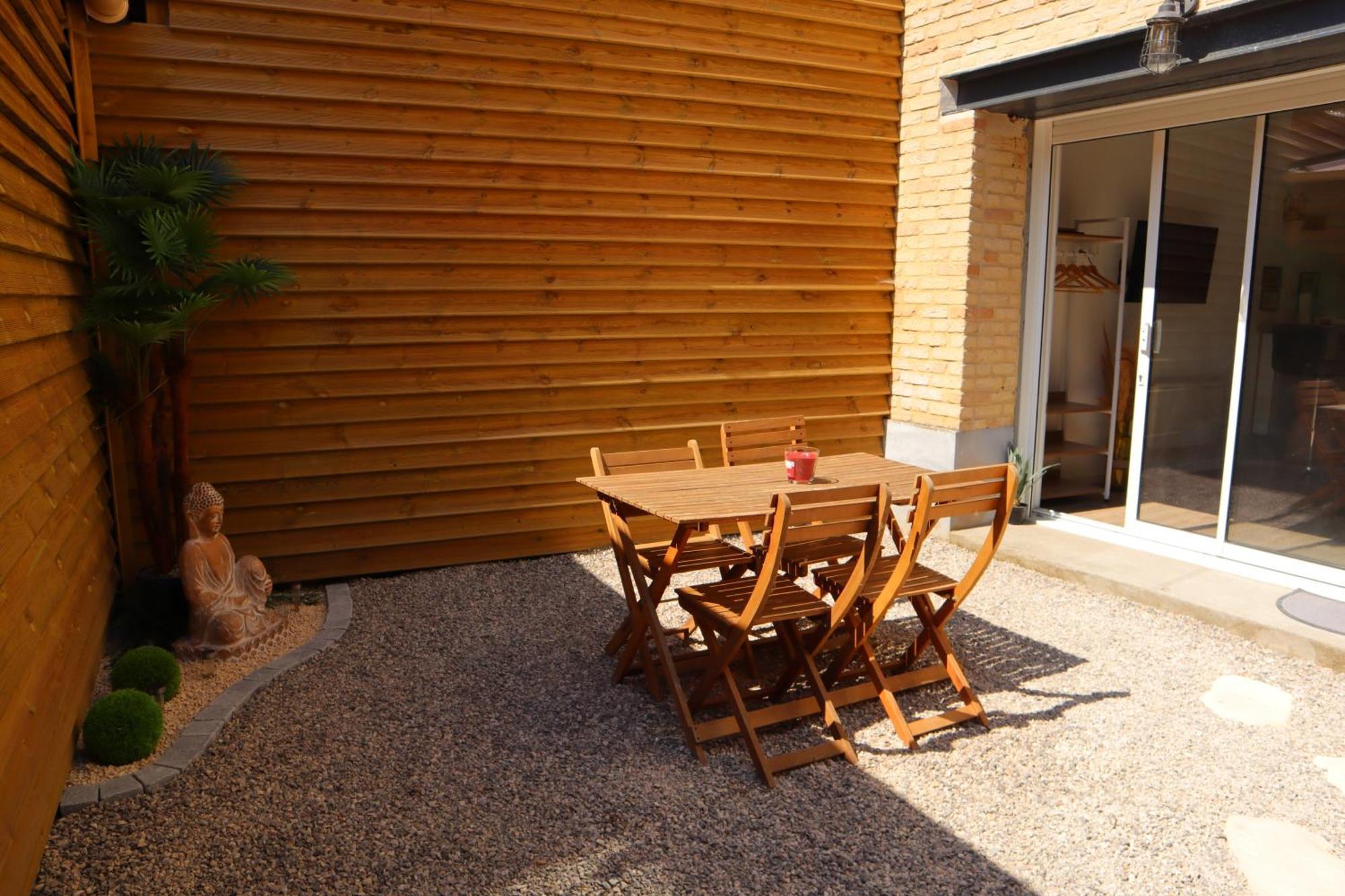 Appartement - Parking Prive Gratuit, Proche Centre-Ville Et Gare De Saint-Omer Сент Омер Екстериор снимка