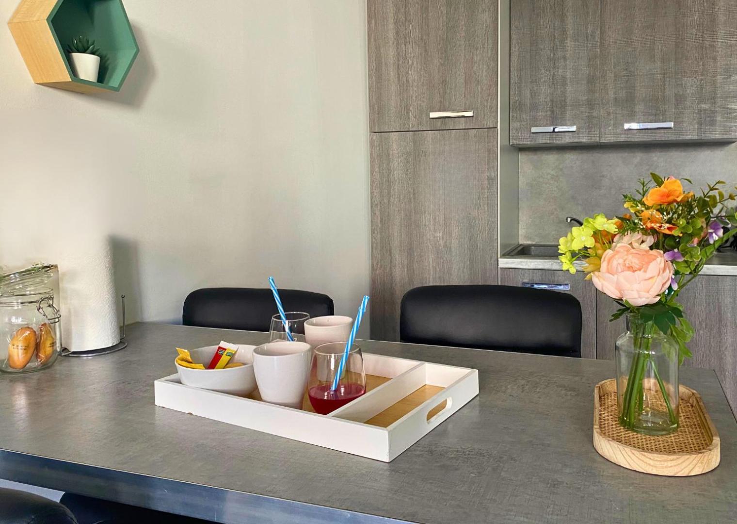 Appartement - Parking Prive Gratuit, Proche Centre-Ville Et Gare De Saint-Omer Сент Омер Екстериор снимка