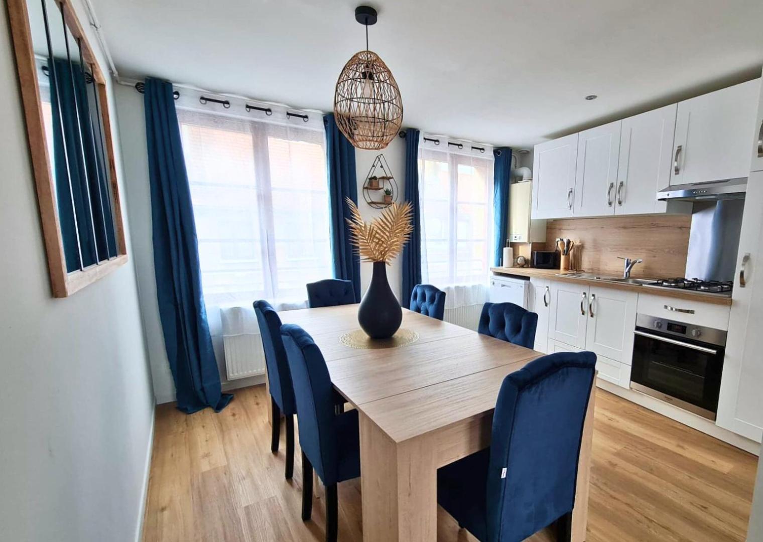 Appartement - Parking Prive Gratuit, Proche Centre-Ville Et Gare De Saint-Omer Сент Омер Екстериор снимка